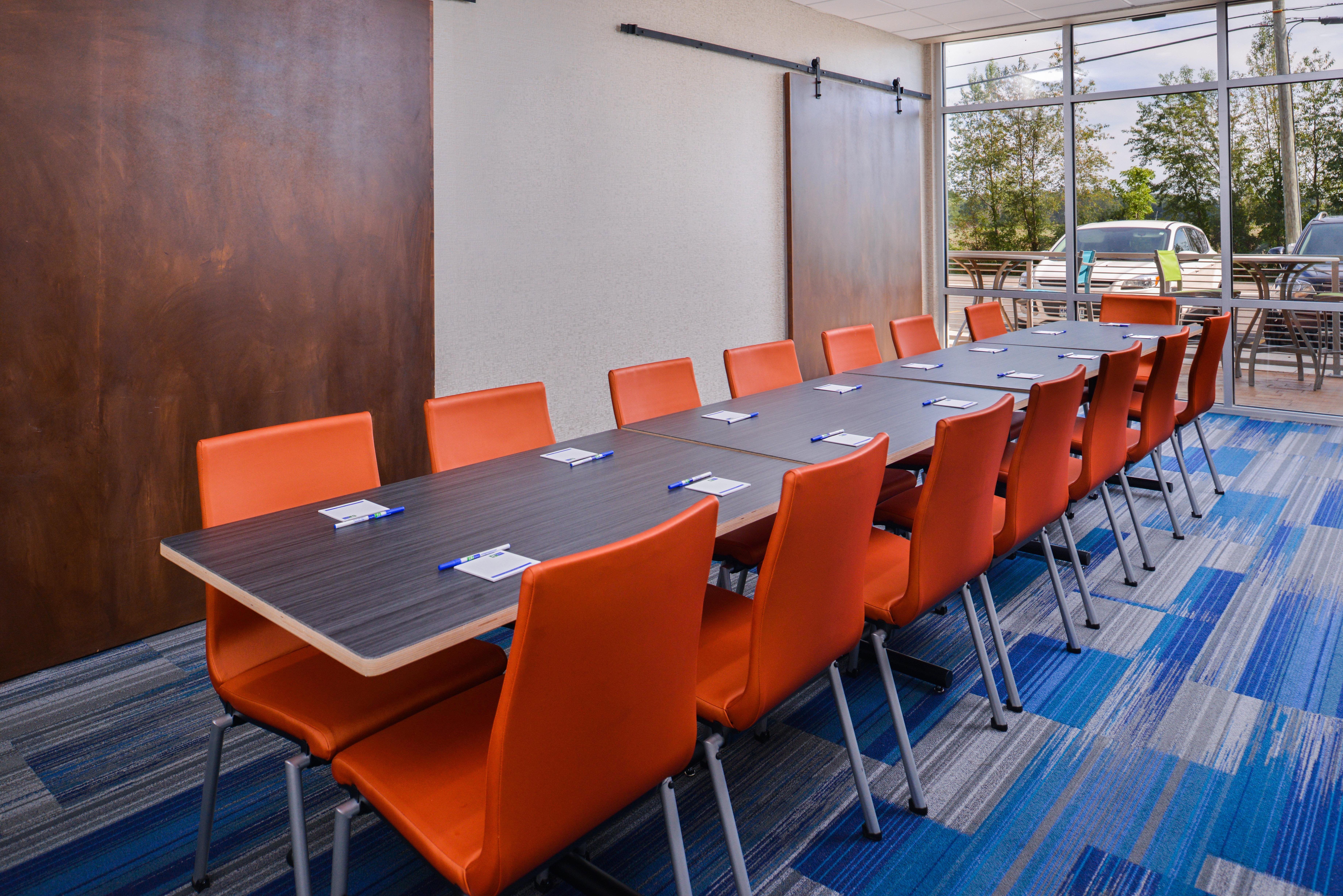 Holiday Inn Express & Suites - Siloam Springs By Ihg Exterior foto